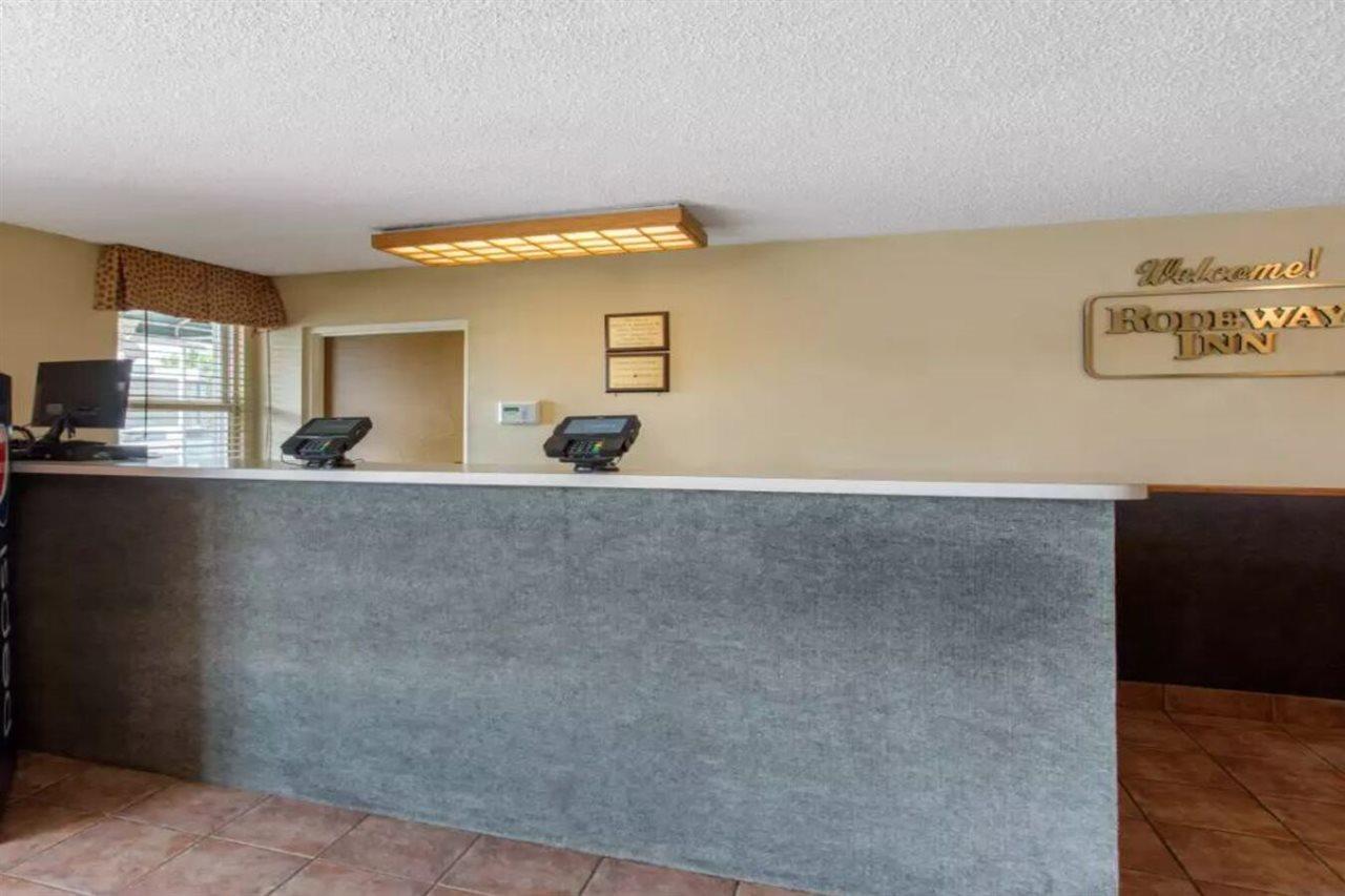 Rodeway Inn Asheville Zewnętrze zdjęcie