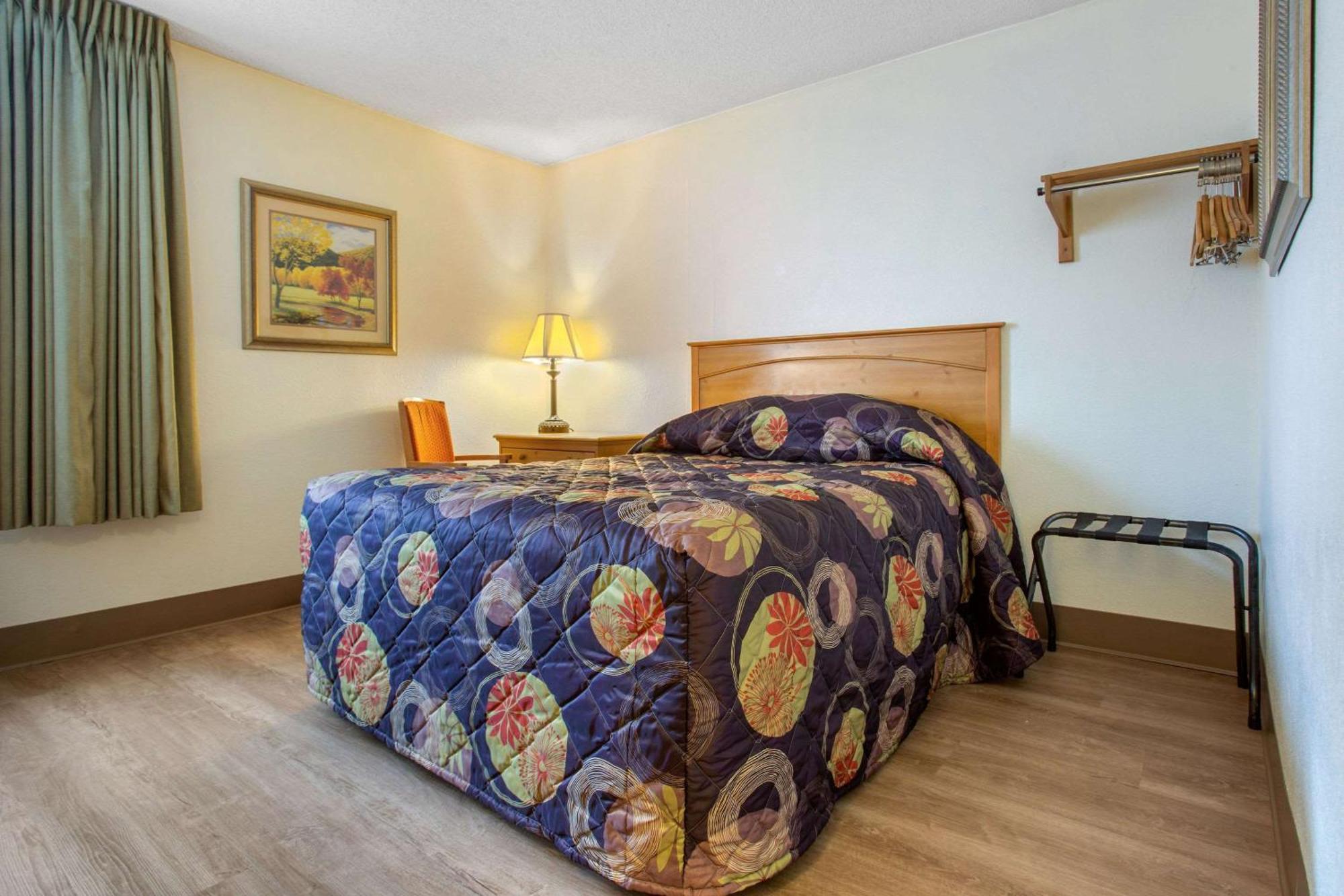 Rodeway Inn Asheville Zewnętrze zdjęcie
