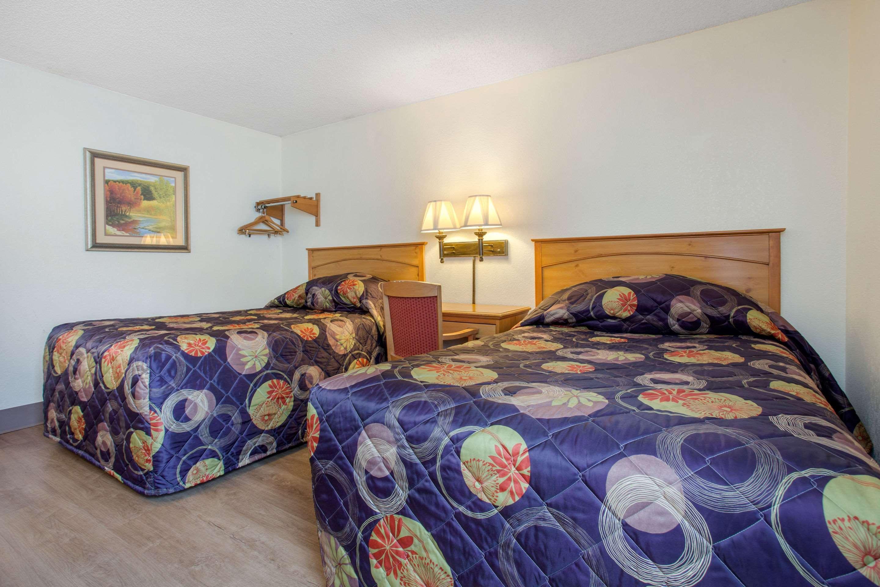 Rodeway Inn Asheville Zewnętrze zdjęcie