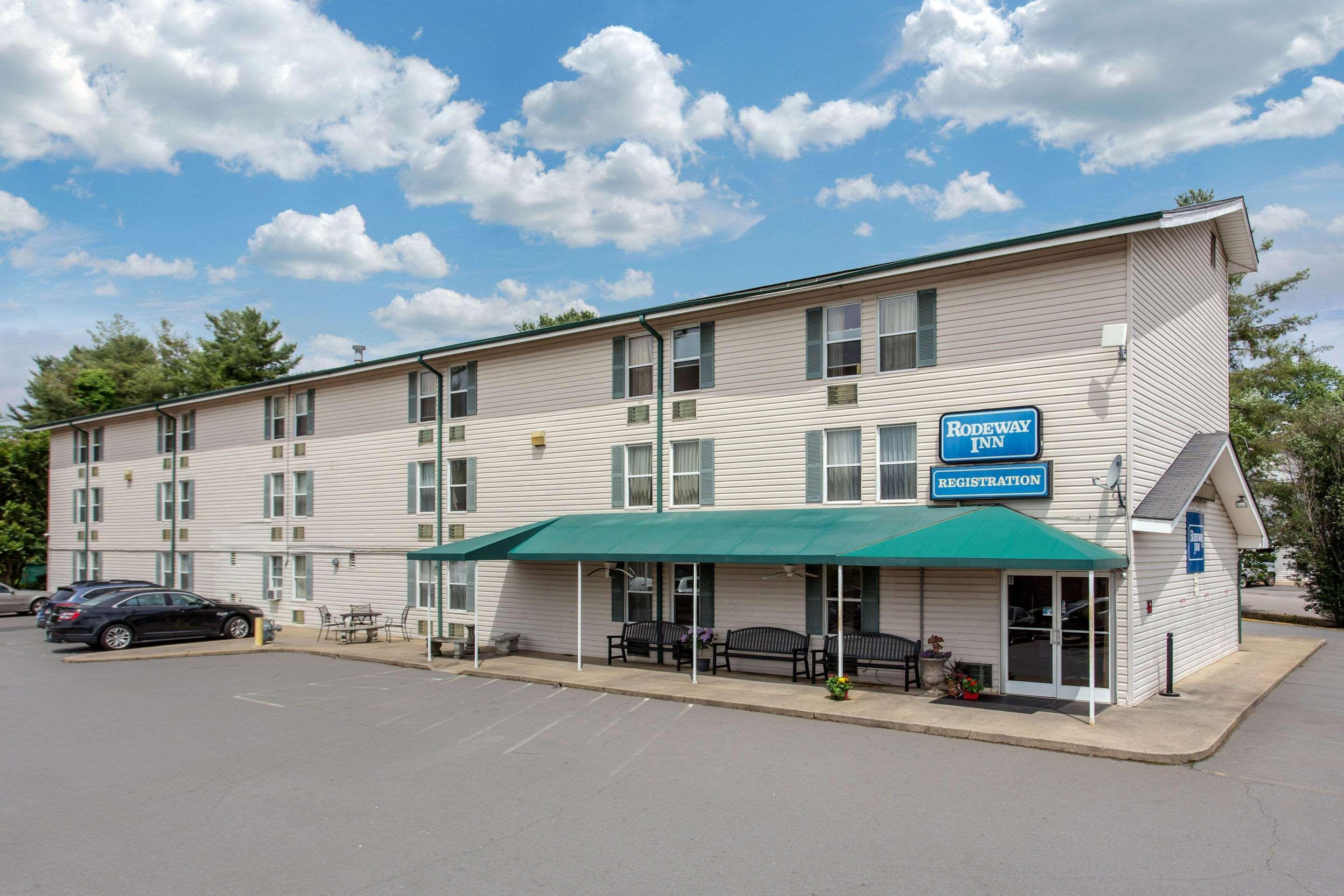 Rodeway Inn Asheville Zewnętrze zdjęcie
