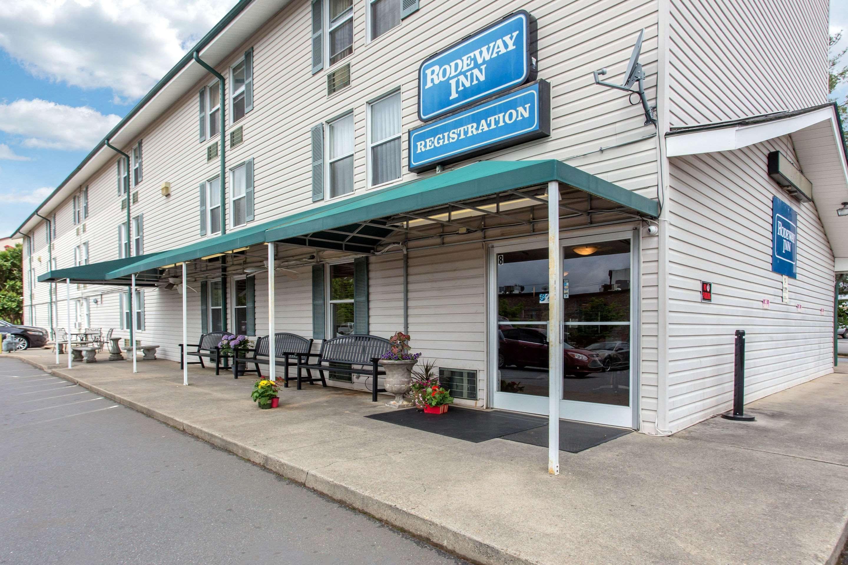 Rodeway Inn Asheville Zewnętrze zdjęcie