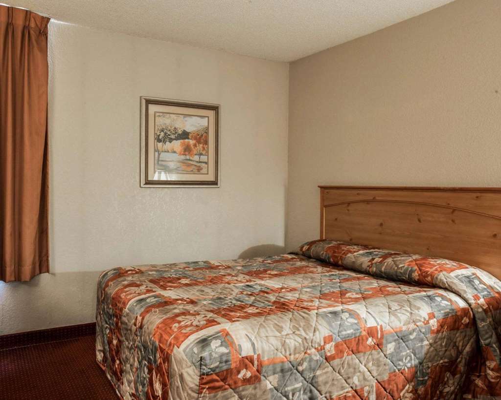 Rodeway Inn Asheville Pokój zdjęcie